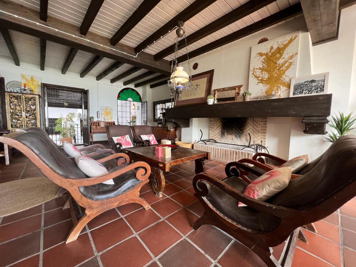 On Acebuchal 23 Guest House เอลโรซิโอ ภายนอก รูปภาพ