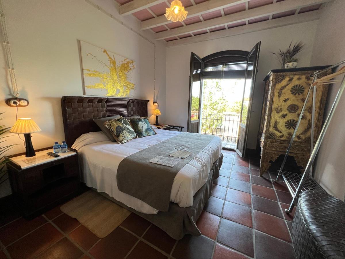 On Acebuchal 23 Guest House เอลโรซิโอ ภายนอก รูปภาพ