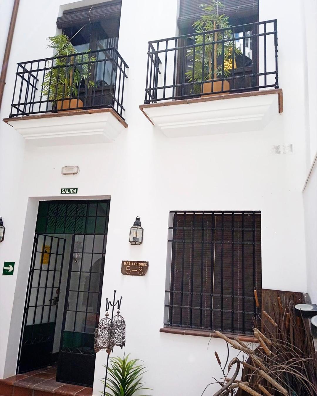On Acebuchal 23 Guest House เอลโรซิโอ ภายนอก รูปภาพ