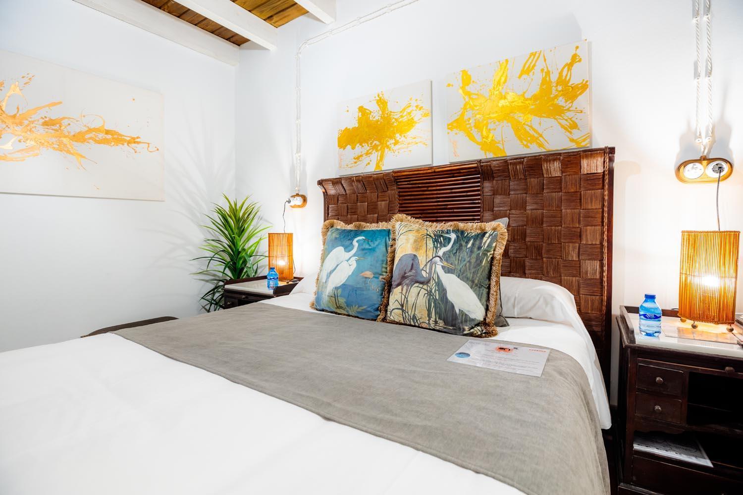 On Acebuchal 23 Guest House เอลโรซิโอ ภายนอก รูปภาพ